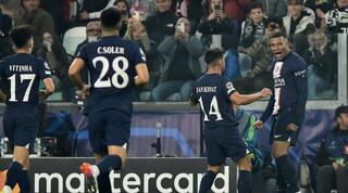 שחקני פ.ס.ז' חוגגים