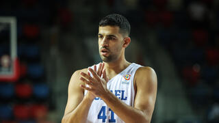 שחקן נבחרת ישראל תומר גינת