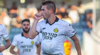 איגור זלאטנוביץ'' חוגג