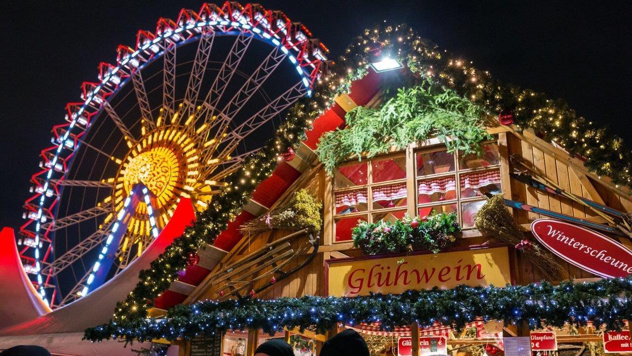 אורות, צבעים ומטעמים. שוק חג המולד בברלין