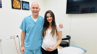 ד"ר יובל גיאלצ'ינסקי וסטפני פונטאנל מקפריסין: ניתוח תוך רחמי בקע סרעפתי בבילינסון