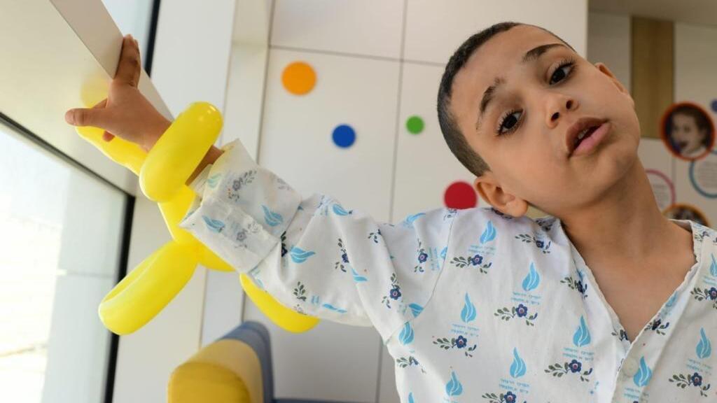 Амир Ихья Мабхух. Его жизни больше ничего не угрожает (Фото: Томер Нойберг) אמיר יחיא מבחוח