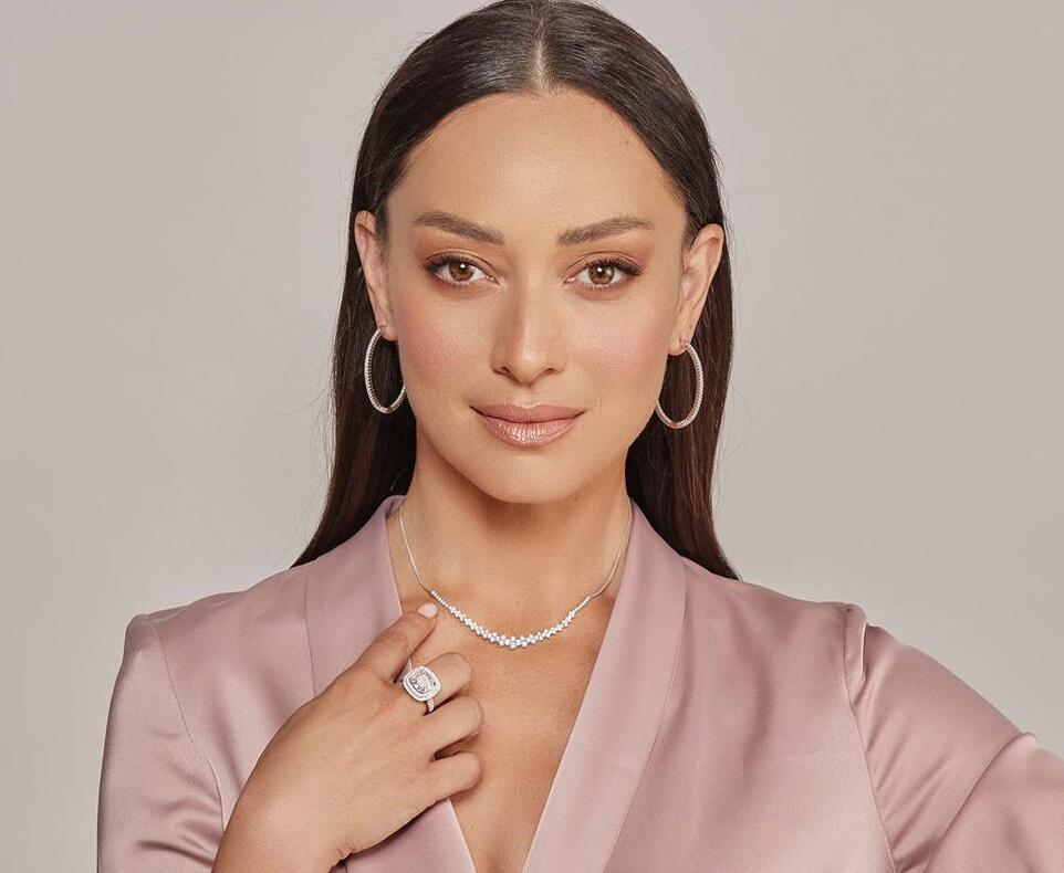 Анна Аронов стала презентором Impress Jewelry Анна Аронова стала презентором Impress Jewelry
