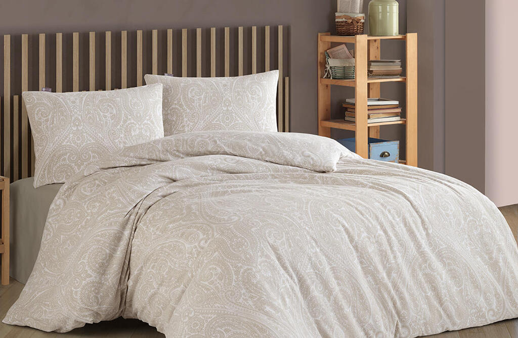 Роскошное постельное белье "Мираж" (Фото: Ади Гилад, предоставлено "Арад текстиль") Роскошное постельное белье "Мираж"