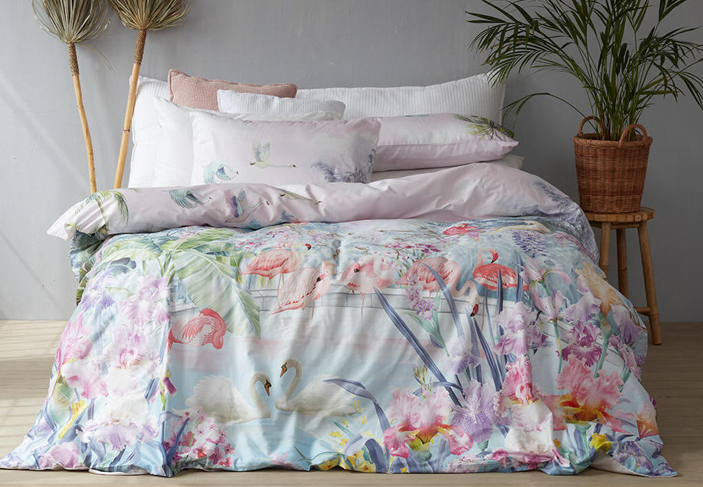 Качественное постельное белье с цветочным принтом 