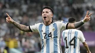 אנסו פרננדס  חוגג