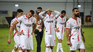 שחקני הפועל באר-שבע לאחר ההפסד למ.ס. אשדוד