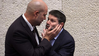 בצלאל סמוטריץ' ואמיר אוחנה   במליאת הכנסת