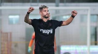 רותם חטואל חוגג