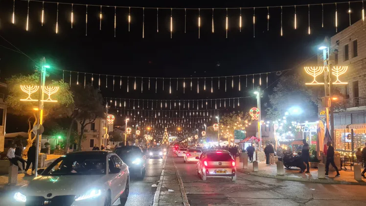 Ben Gurion Avenue in Haifa illuminated by the lights of the Hag HaHagim festival 