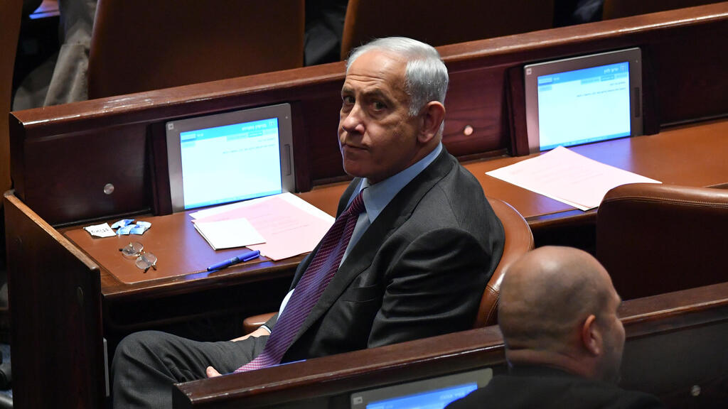 Биньямин Нетаниягу на заседании кнессета (Фото: Йоав Дудкевич) מליאת הכנסת