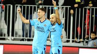 אבי ריקן ואנריק סבוריט חוגגים