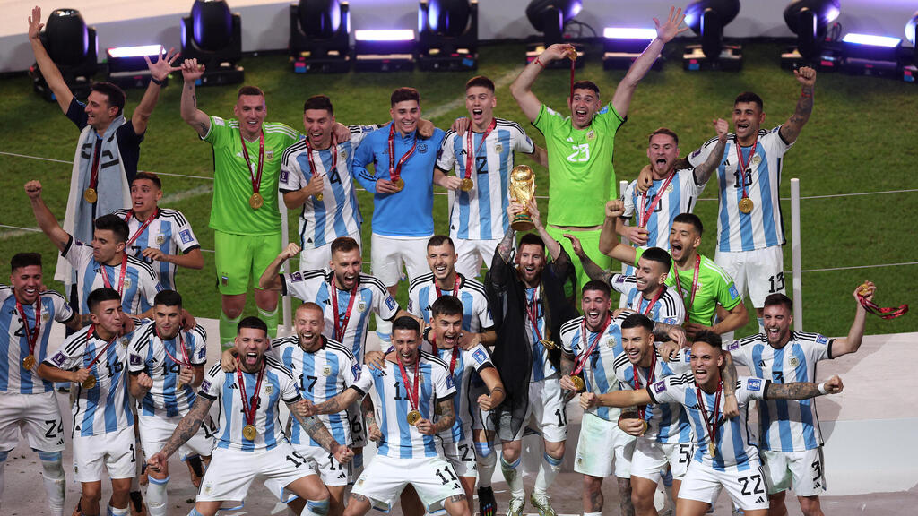 Argentina celebrates World Cup triumph (Photo: Getty Images) Argentina celebrates World Cup winning