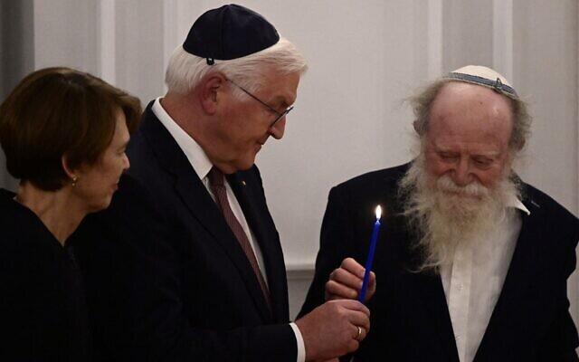 German president lights Hanukah candle with Yehudah Manbach 