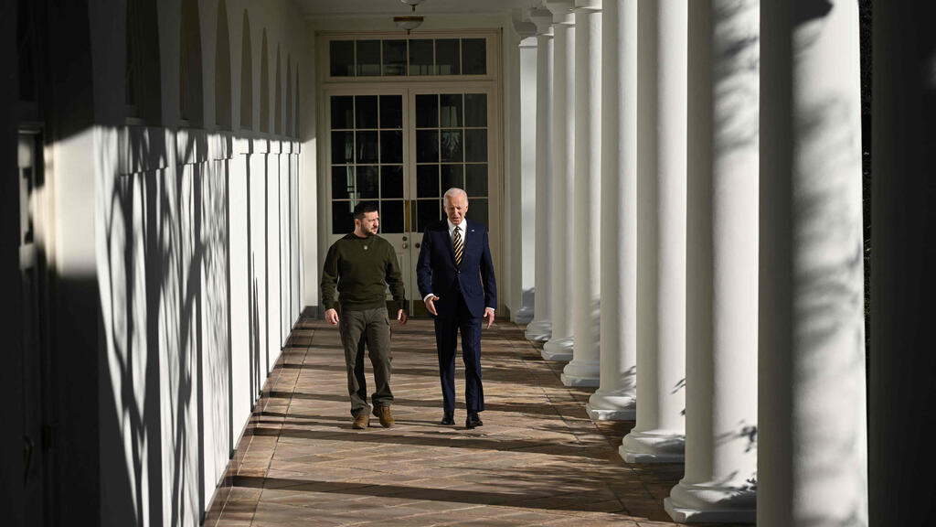 ג'ו ביידן וולדימיר זלנסקי בבית הלבן