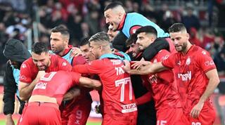 שחקני הפועל באר שבע חוגגים