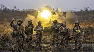 צבא אוקראינה יורה ב אזור חרקוב