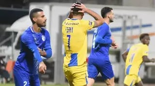 ערן זהבי תופס את הראש