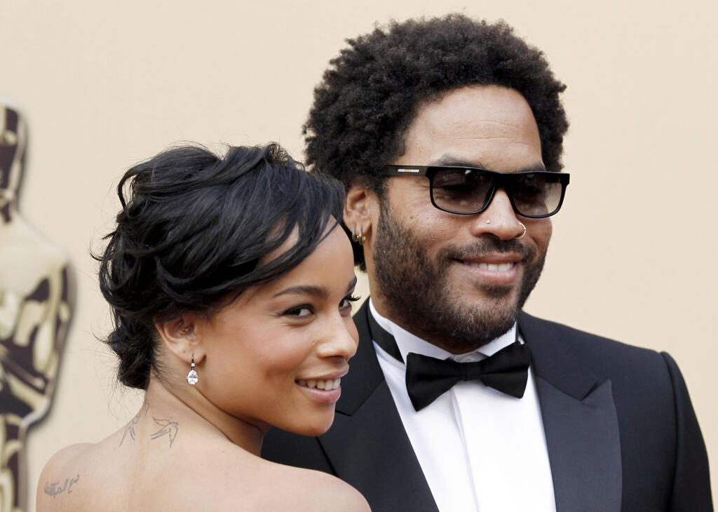 Lenny Kravitz and daughter Zoë (Photo: AP) לני קרביץ עם בתו זואי קרביץ