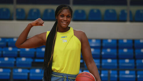 קלאני בראון 