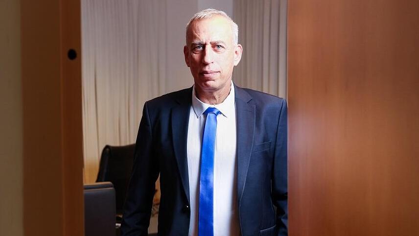 פרופ' נחמן אש