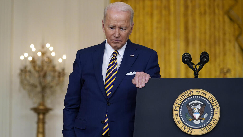 נשיא ארה"ב ג'ו ביידן בוועידה בבית הלבן