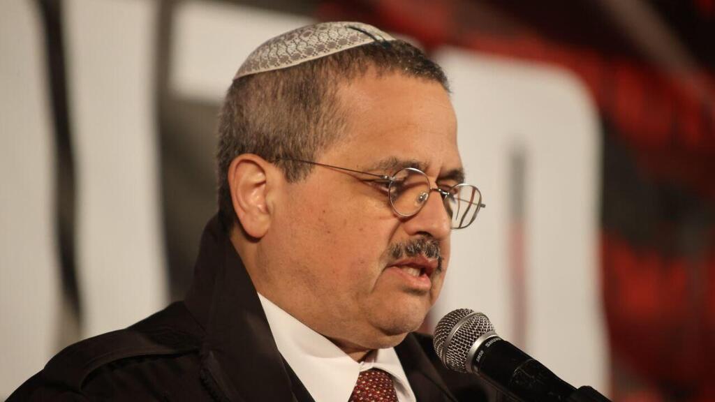 הפגנה נגד המהפכה המשפטית בכיכר הבימה בתל אביב