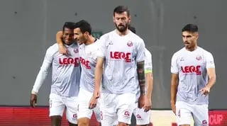 שחקני הפועל חיפה חוגגים