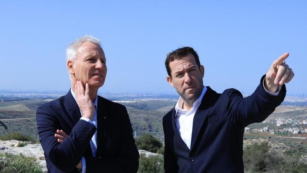 יוסי דגן ומיקלוש שולטס