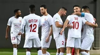 שחקני בני סכנין חוגגים