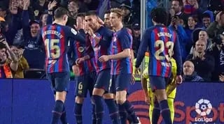 שחקני בארסה חוגגים