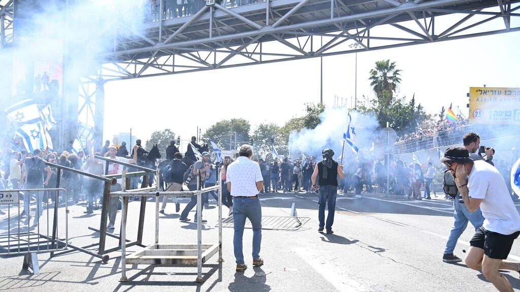 מפגינים בתל אביב