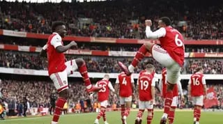 גבריאל ובוקאיו סאקה חוגגים