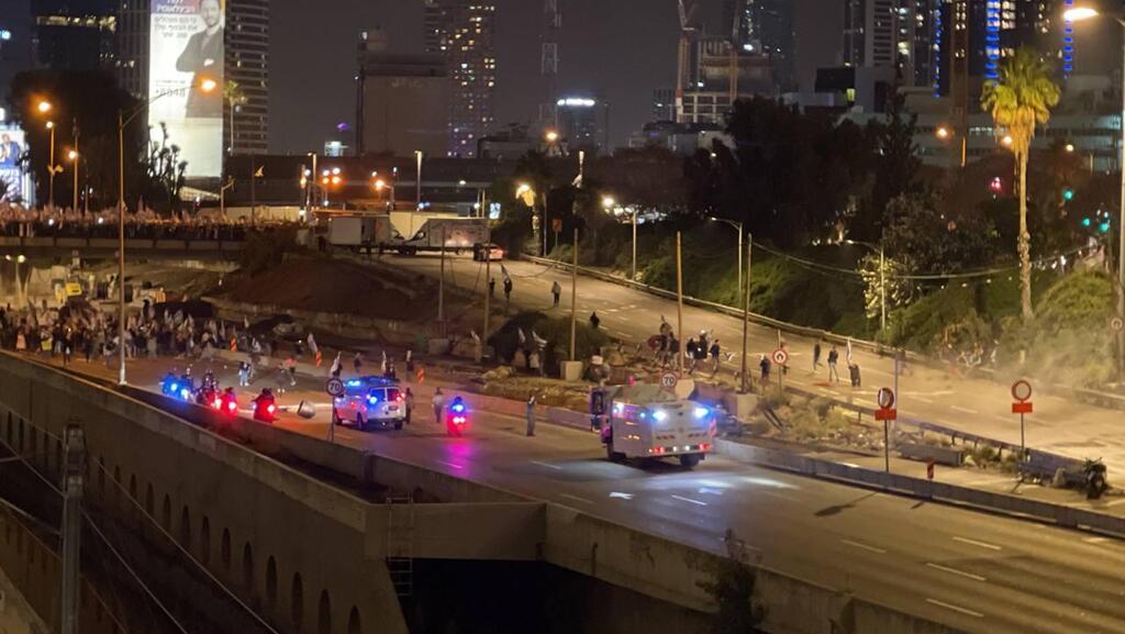 איילון לצפון נחסם לתנועה במחאה על המהפכה המשפטית