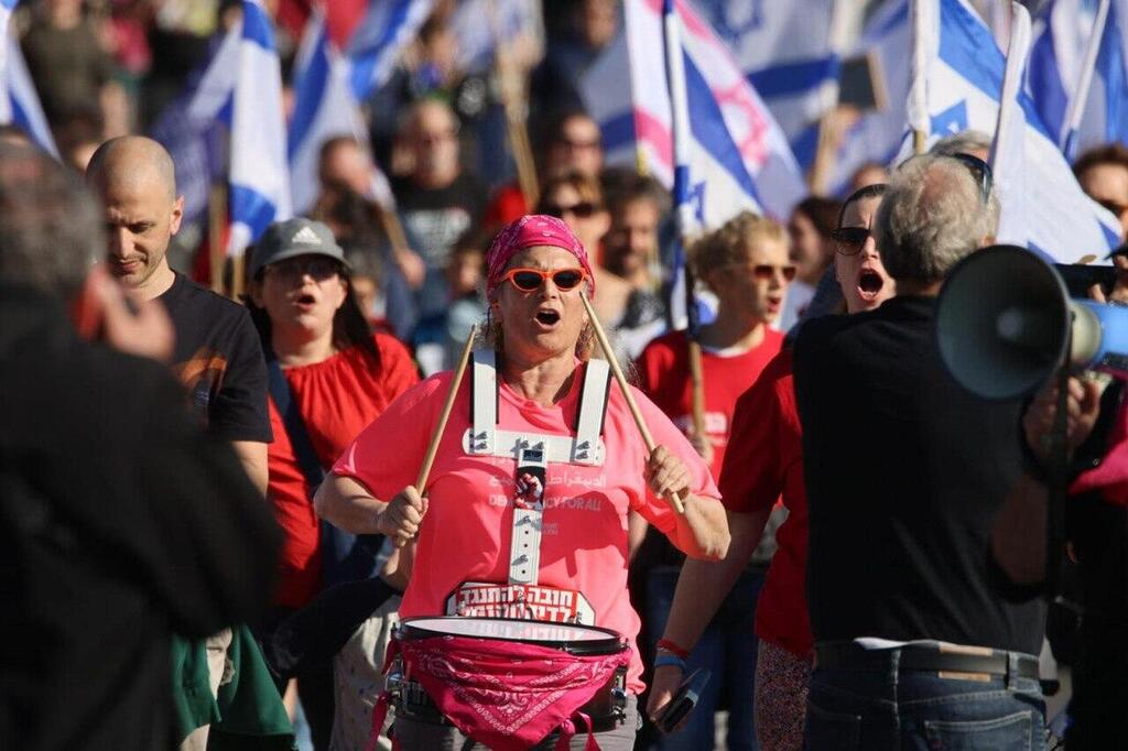 הפגנה נגד המהפכה המשפטית, רחובות