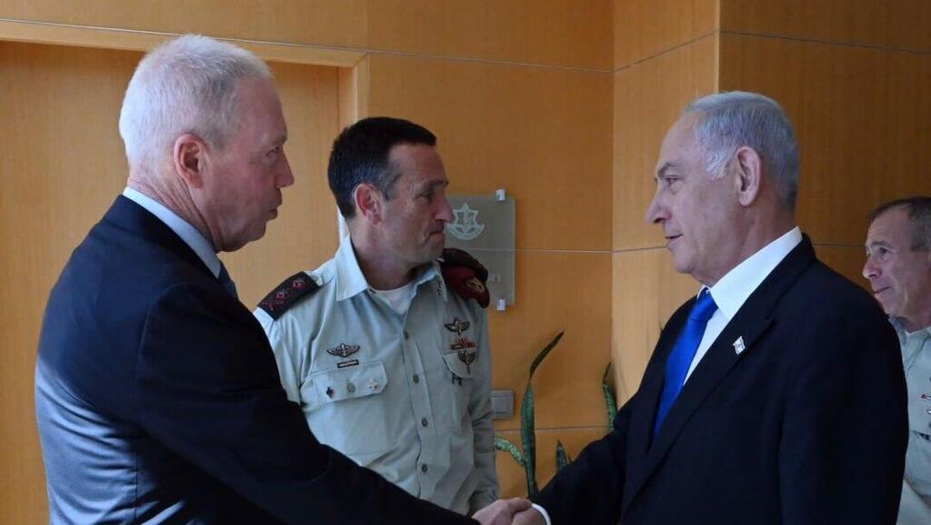 הרמת כוסית בפורום מטכ"ל