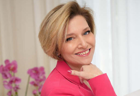 ד"ר נעמי שרון