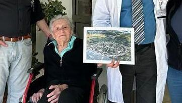 קוצב לב הושתל בבת 102 