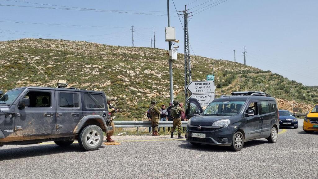 חסימות כבישים בגלל פיגוע הירי שהתרחש בצומת חמרה