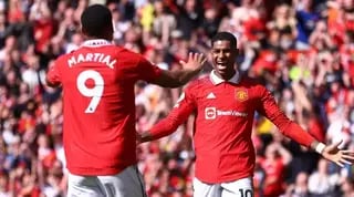 מרקוס רשפורד ואנתוני מרסיאל חוגגים