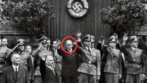 Владимир Кубийович среди нацистов וולודימיר קוביוביץ'