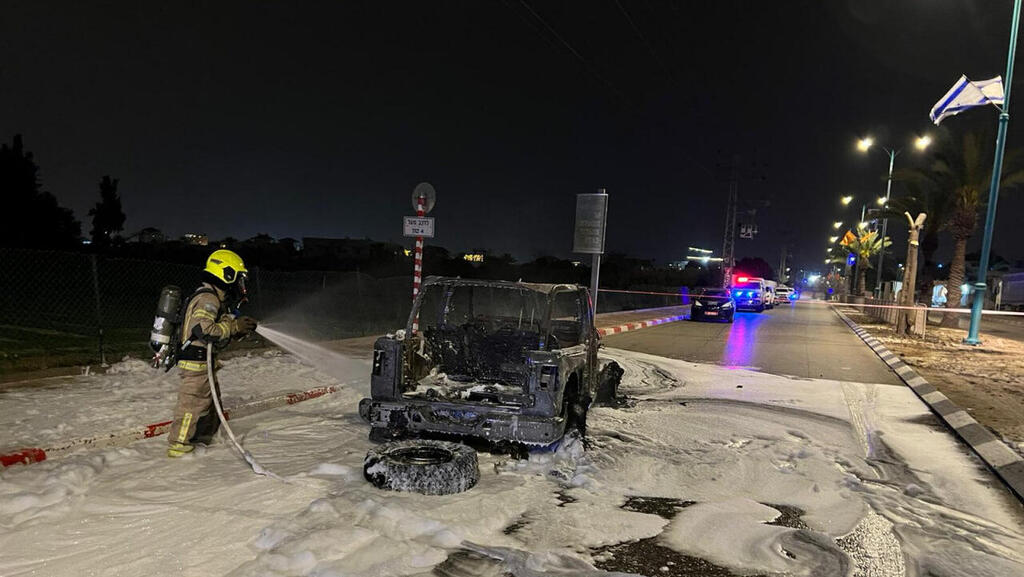 כיבוי הרכב שהתפוצץ בלוד