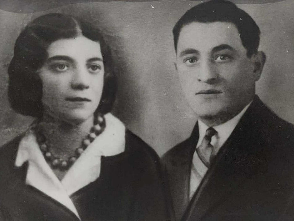 Сара Бомберг-Бирнцвайг с мужем (Фото: Национальный архив Исландии) שרה בומברג