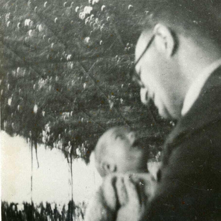 Зиги Розенталь с сыном Дани (Фото предоставлено семьей) זיגי ודני