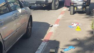 הרכב שנפגע בזירת הפיגוע ברחוב פייר ואן פאסן בירושלים