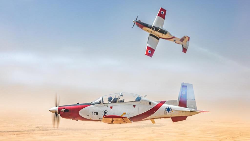 Подготовка к воздушному параду (Фото: ЦАХАЛ) הכנות למטס חיל האוויר ביום העצמאות