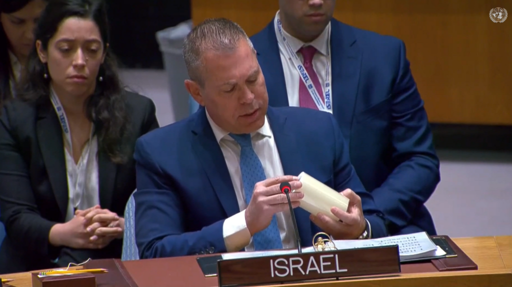 שגריר ישראל באו"ם גלעד ארדן בדיון במועצה של מועצת הביטחון בסוגייה הפלסטינית