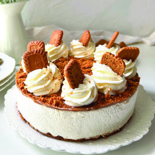 עוגת מוס גבינה לוטוס חגיגית