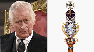 מלך בריטניה צ'רלס ו שרביט השרביט המלכותי שישמש אותו ב טקס הכתרה