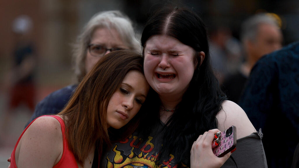Shock and grief after Texas mass shooting 